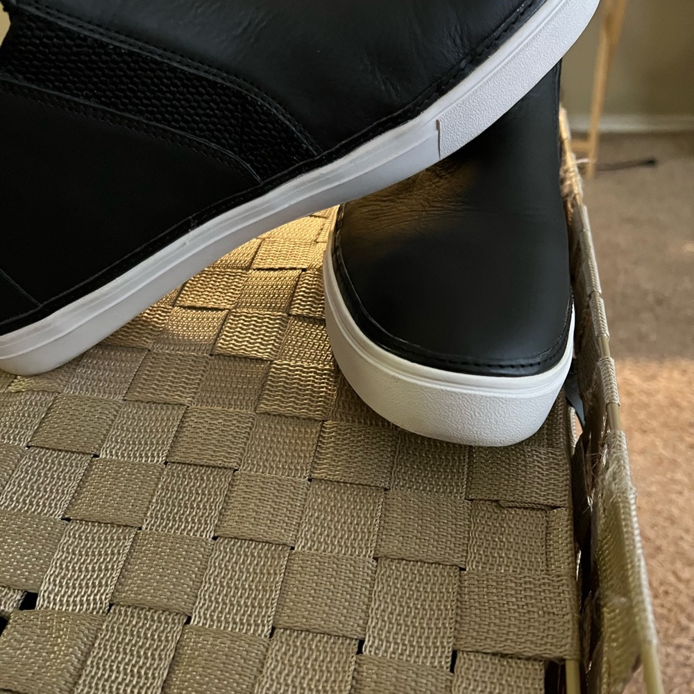 Women  Black Sneakers Boots